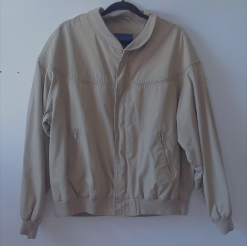 Bomber jacket